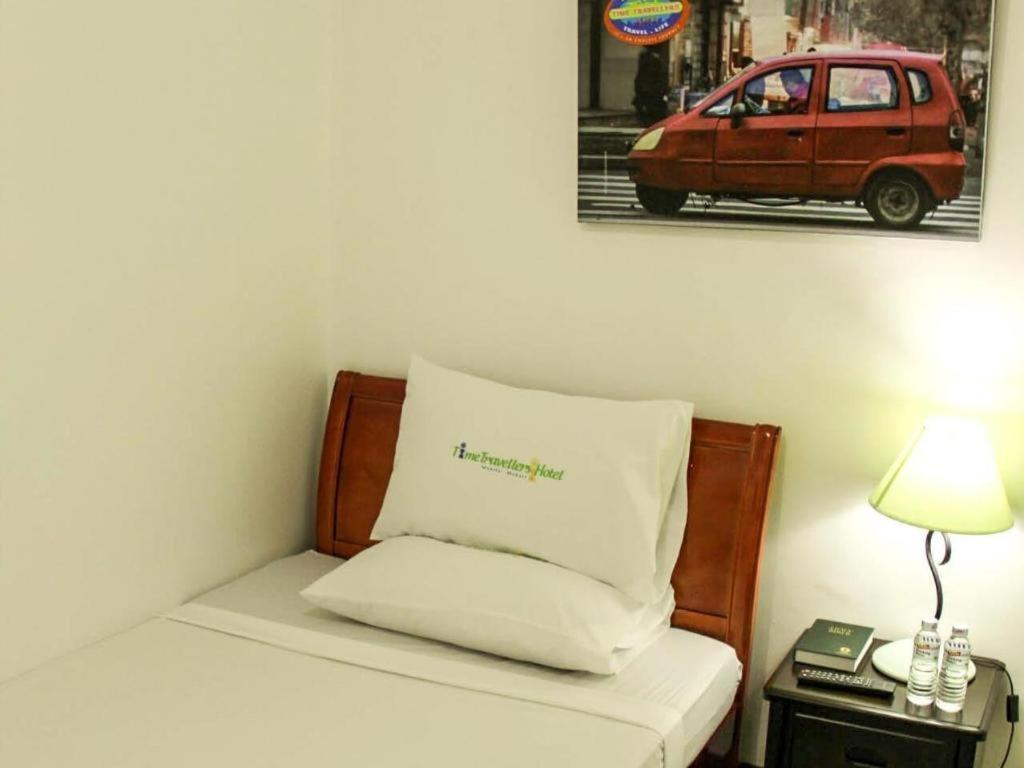 Time Travellers Hotel Манила Экстерьер фото