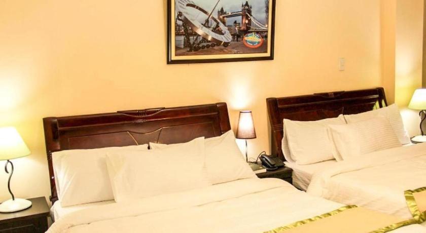 Time Travellers Hotel Манила Экстерьер фото